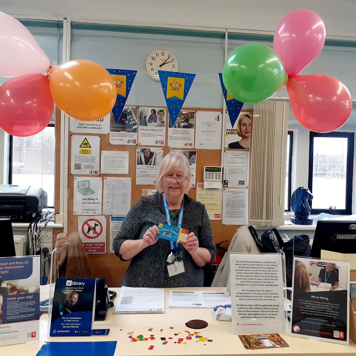 kentlibraries's tweet image. We saw some brilliant costumes in our libraries last week for #WorldBookDay, including these fab outfits from Lydd Primary School on their visit to #Lydd Library!
If you&apos;re a teacher in #Kent, get in touch to see how we can help you! #KentUK #UKEdChat #EduTwitter #UKEduTwitter