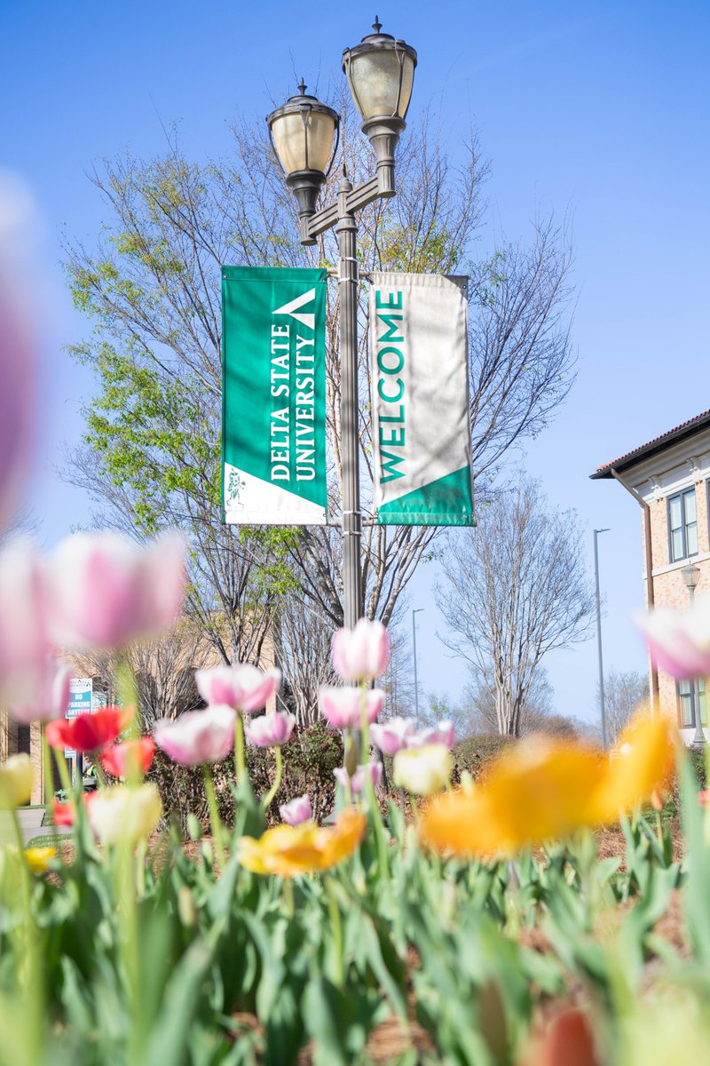 It's a vibe.

#GreenFriday | #JoinInStandOut