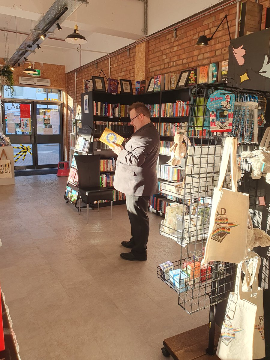 soundings2004's tweet photo. Wonderful to meet Nik & Caitlin at the ( relatively) new #StHbookshop celebrating @book_tokens Newcomer of the Year 2023. They are v much looking forward to your much anticipated visit @frankcottrell_b #NotFromAmazon https://t.co/KQdyreSvui