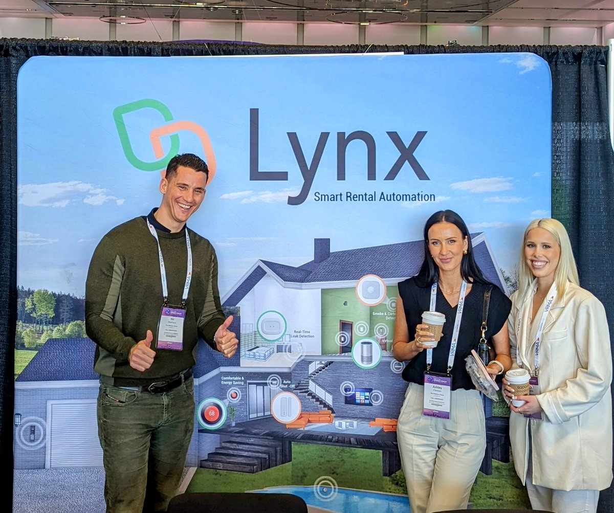 LynxSmartRental's tweet photo. The super bowl champion KC chiefs mascot stopped by! He approves of Lynx
Visit @LynxSmartRental at Booth 315 in VRMA Spring Forum
Know more - https://t.co/D4nTnJboyJ
#VRMA #Springforum #SuperBowlChampion #KCchief https://t.co/DEC8U7yZgx