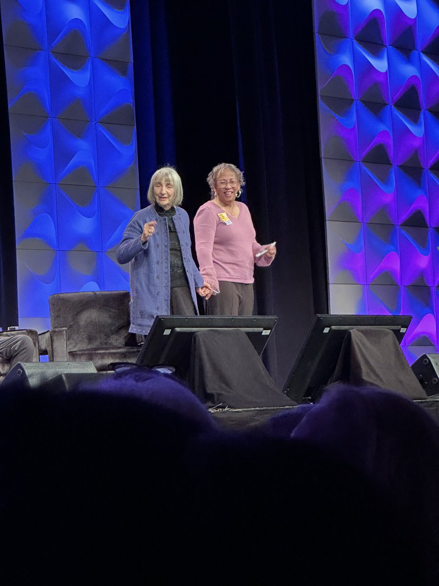 makerslewis's tweet image. So much wisdom shared this morning but here’s one point that’s really enlightening… “We teach kids, not curriculum.” Thank you Doreen and Frank Gehry for sharing! @remakelearning #SXSWEDU #RemakeLearning