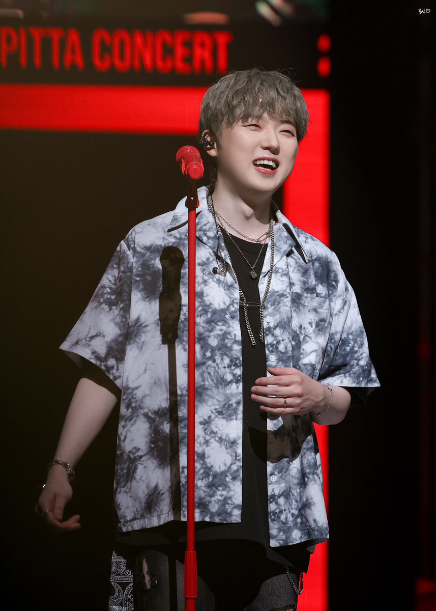 220625 <PITTA : CONTRAST>

웃음이 더 많은 날이길🎂

#형호야_오늘을즐기자_카르페디엠
#HAPPY_PITTA_DAY
#형호야_봄이다 
#강형호 #PITTA #Forestella