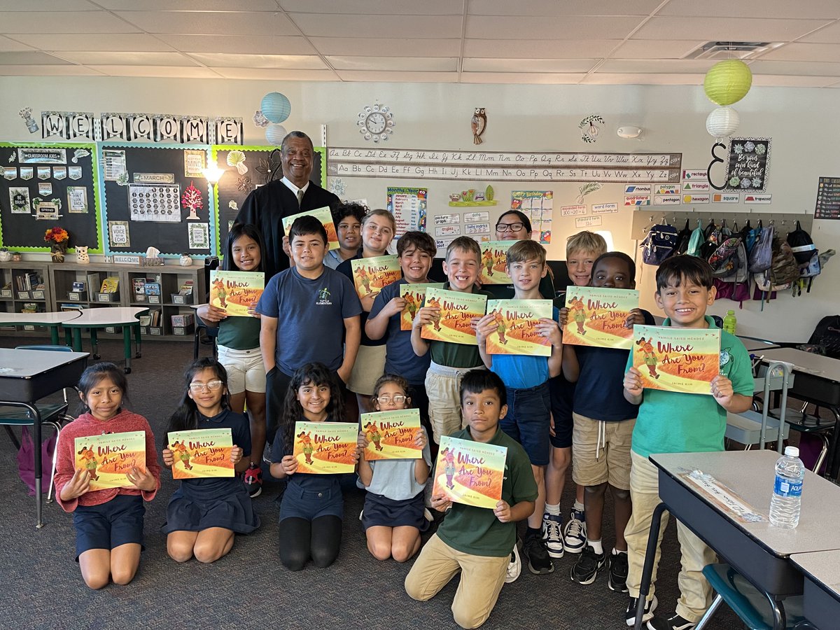 We are so excited that Embracing Our Differences Reading Day is here! 

#EODReadingDay #GLReading #embracingourdifferences