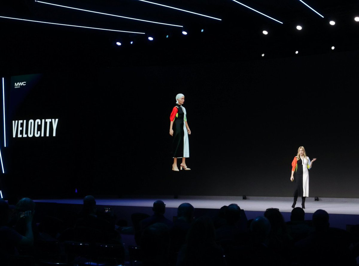 laurenkunze's tweet image. Some snaps from my MWC keynote, including the "Who Wore it Better" with @kuki_ai. Epic time in Barcelona, thanks to @GSMA and everyone who came out!

mobileworldlive.com/featured-conte…