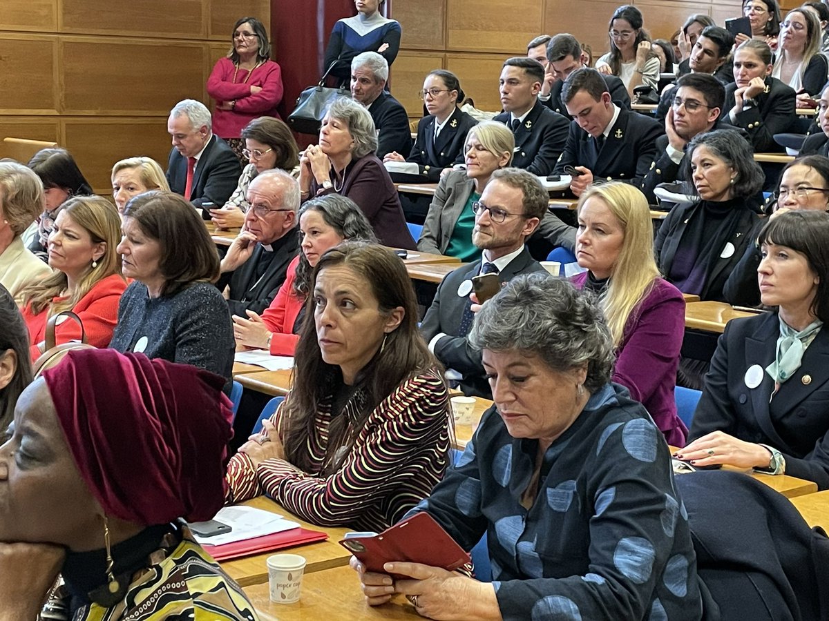 Comissão Europeia em Portugal tweet media