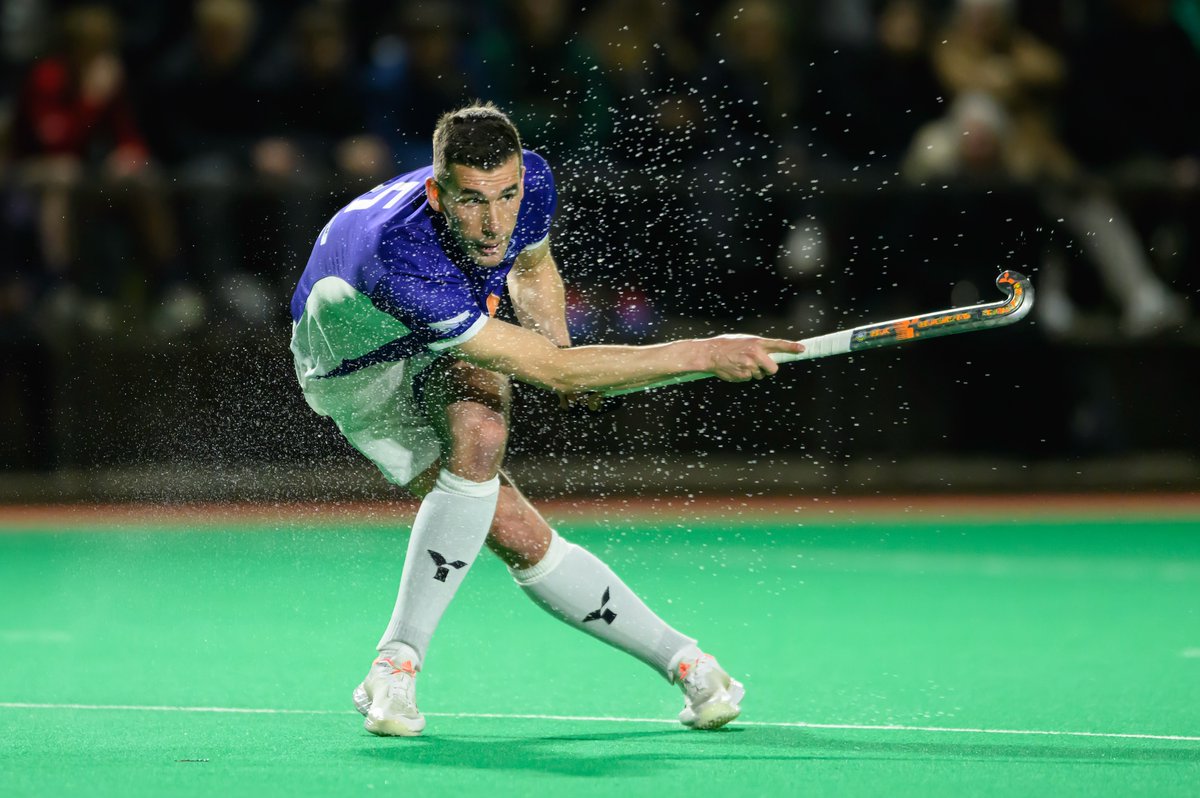 The second part of the 'double header' between Canterbury and Sevenoaks saw the men splashing around in the dark for a home victory.  A first National League goal for Rhys, during his first home league match for the 1st XI too.