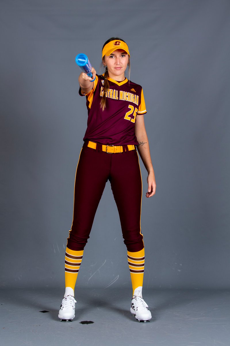 CMUSoftball's tweet image. B4| Pinch hitting for the Chippewas: #25 Peighton Root 🥳

#FireUpChips🔥⬆️🥎 | @PeightonRoot