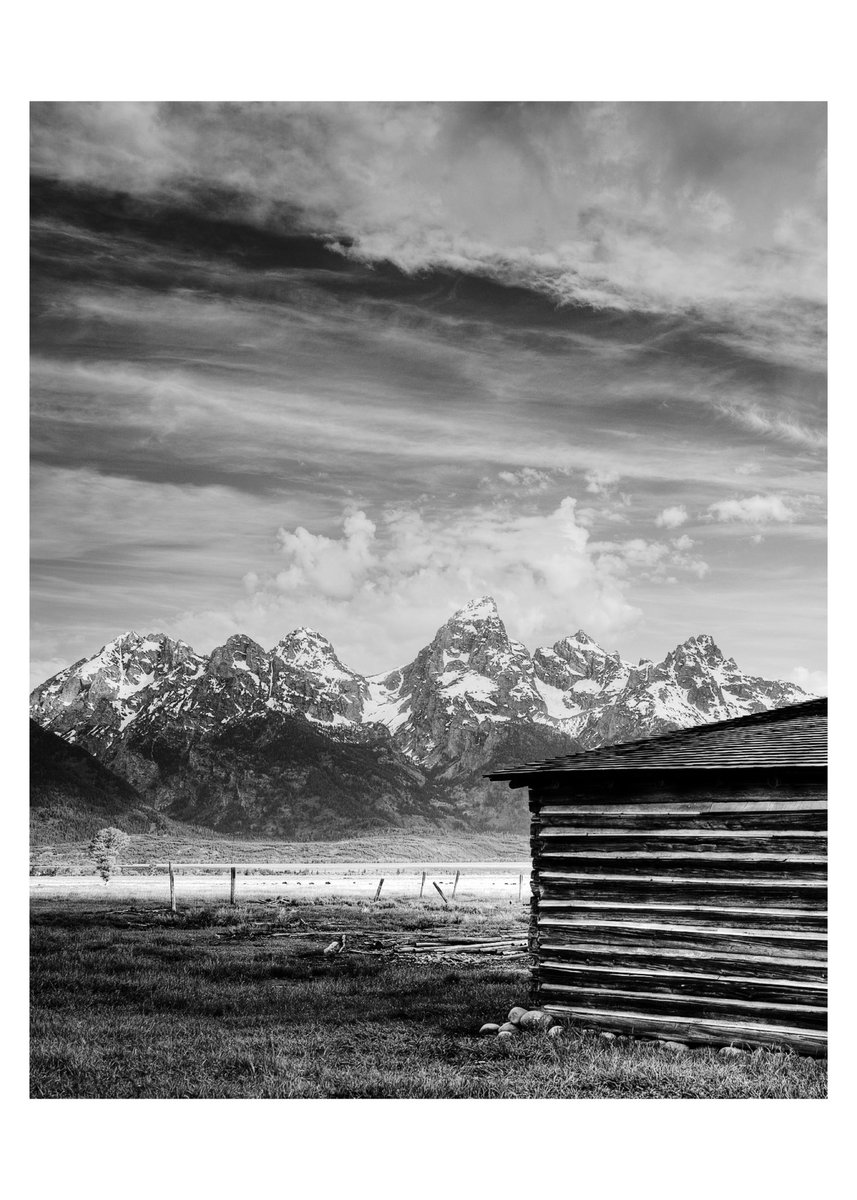 domiesann's tweet photo. Grand Teton National Park
Taken a few summers ago…#nps #nationalpark #grandteton #wyoming #photooftheday #monochrome #momo #blackandwhite #roadtripusa #canonfavpic #teamcanon #shootoncanon #5dm4 #35mm #lensculture #photograghy #landscape https://t.co/1pf8fsjwSS