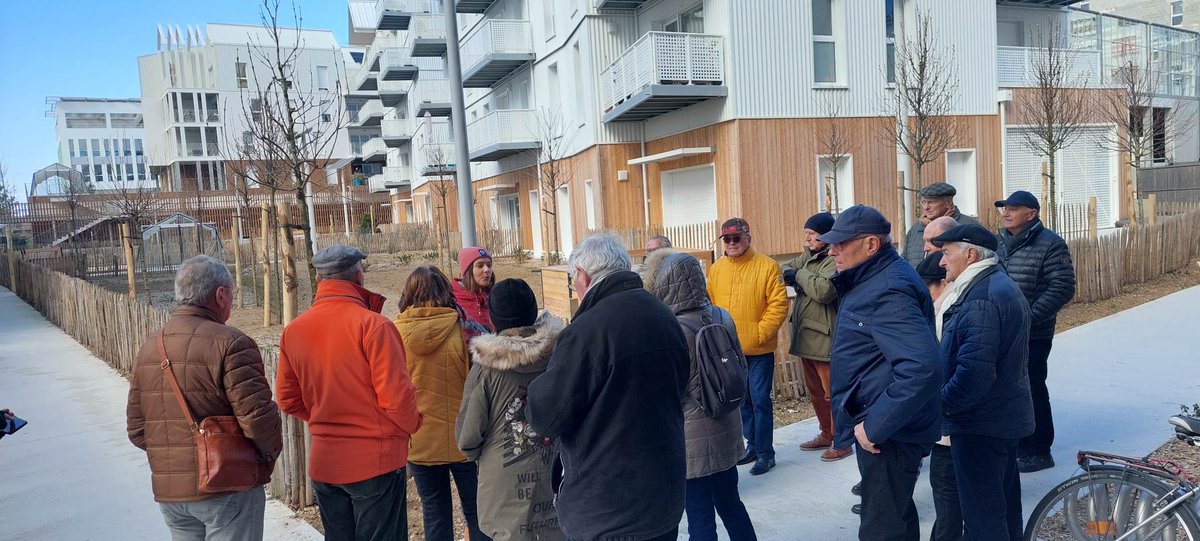PBCAtlantech's tweet photo. 📸 Retour en images
Hier les membres du Lions Club La Rochelle Océan nous ont rendu visite sur Atlantech pour une visite découverte du quartier, de l'opération d' #autoconsommationcollective, du #démonstrateurhydrogène et de nos activités d' #agricultureurbaine https://t.co/o6c7uSAhMO