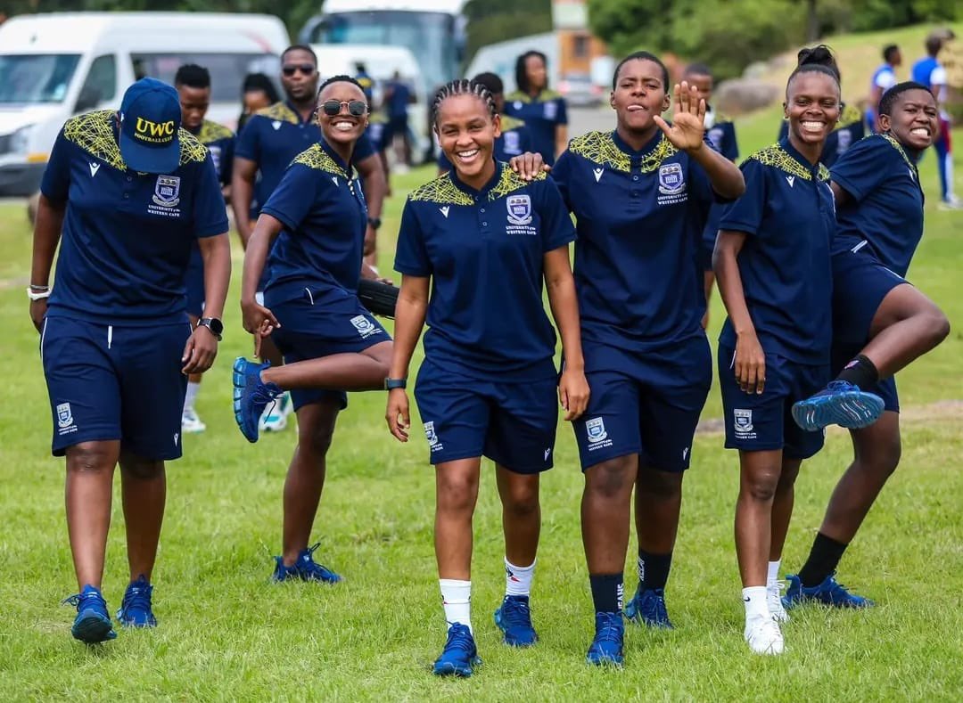 ThembaMakamoZA's tweet photo. We reached another milestone recently.

Thanks to the UWC Women’s Football Club for buying 26 pairs (navy blue Triumph) for the whole team.

It’s the first time a sports team bought from us. 

Thank you ladies for ‘going for it’ https://t.co/goIienibRJ
