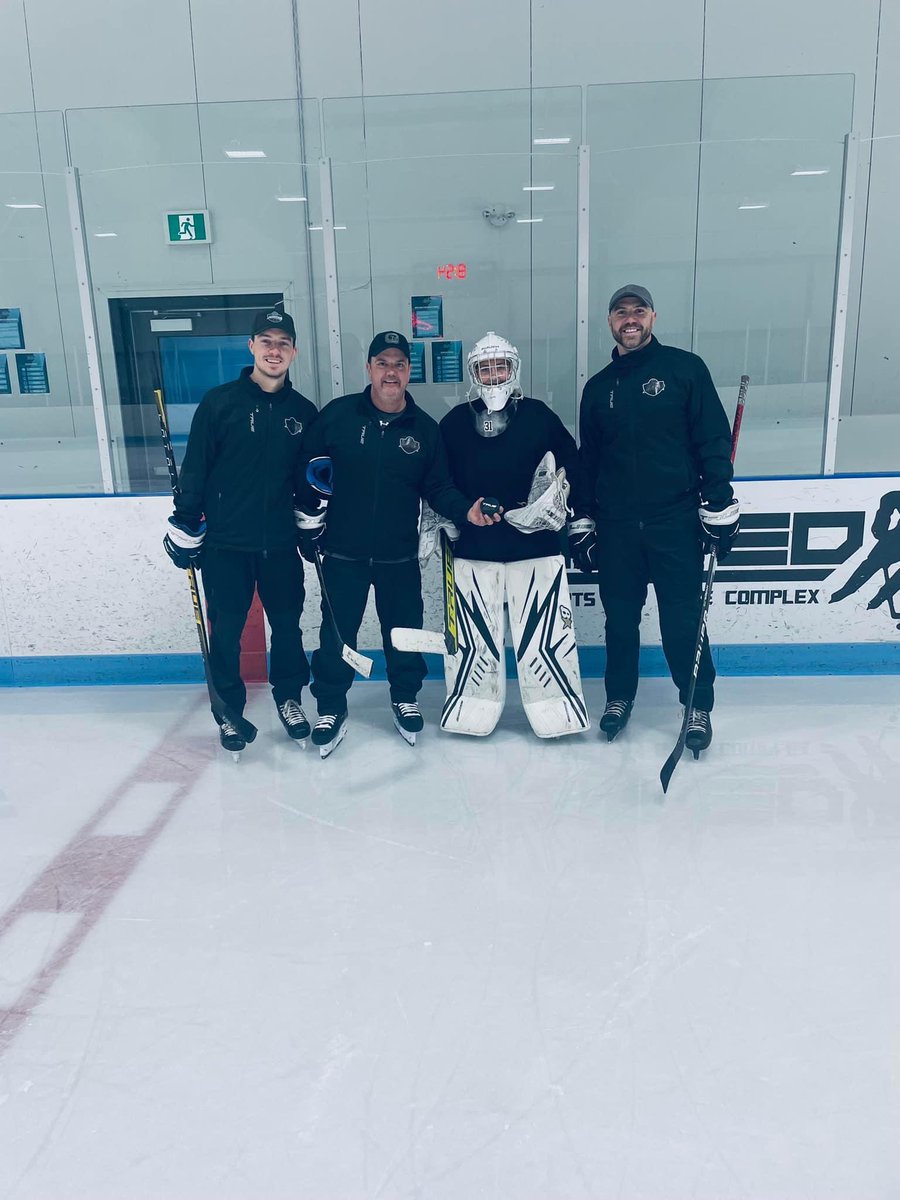 ampedsportslab's tweet image. CALLING ALL GOALIES! We have tons of spots left in our March Break Sessions. BOOK NOW!!!! #hockey #goaliedevelopment #thebest
