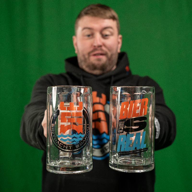 EinSpandau's tweet photo. Hey, nehmt ihr auch gerne Getränke zu euch? Ja? Das ist ja krass. Da haben wir nämlich genau das richtige für euch: EINS Krüge

🍻https://t.co/VhtldmA6sy