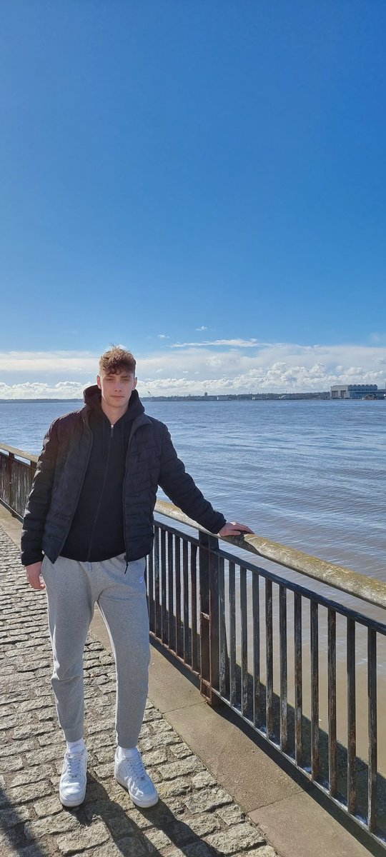 Fell in love with Liverpool apart from Anfield area i live in🤣