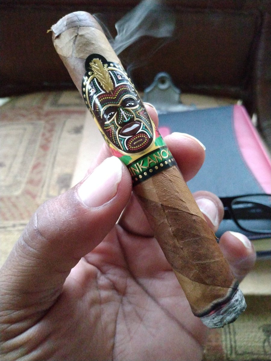 Puffed and Chilled with the Junkanoo over the #Weekend. Thanks again @Not_That_JB. Great #Cigar 
Y'all have awesome day! 
#CigarCulture #Thankful #SBOTL