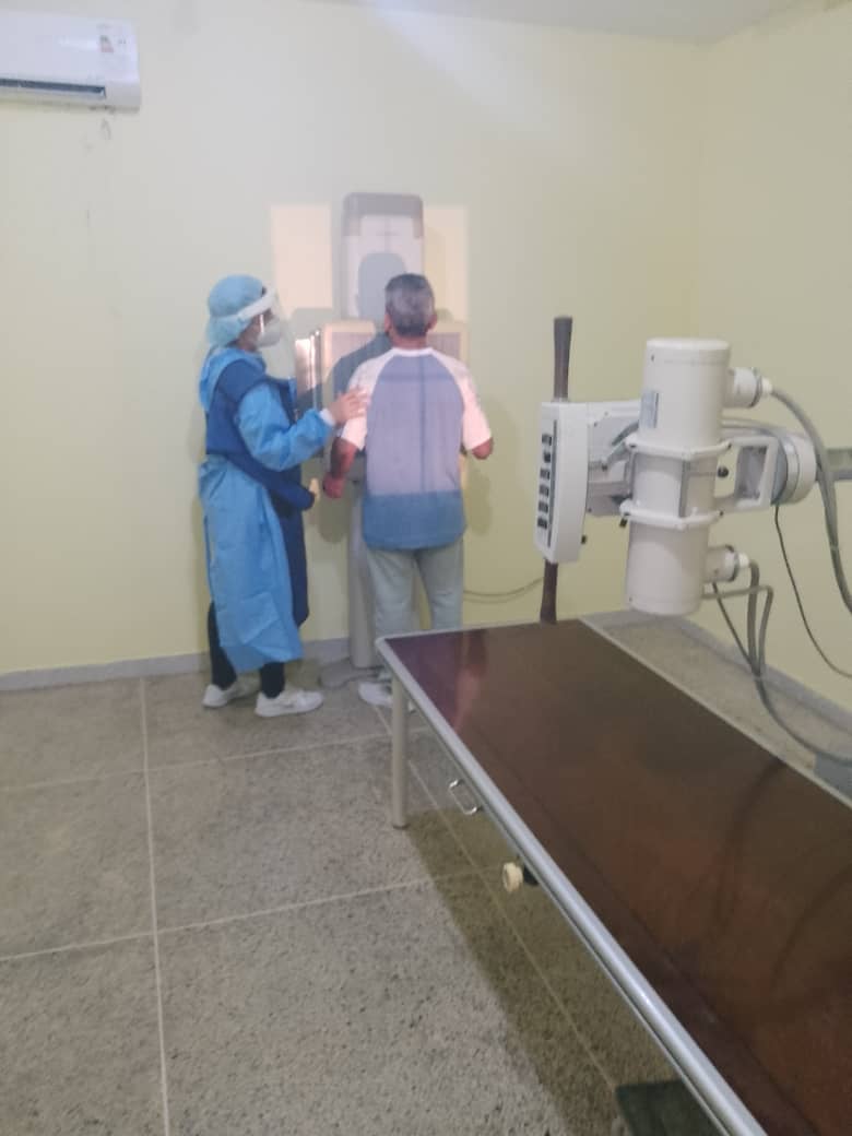 Profesionales de la Misión Médica Cubana en el estado #Yaracuy, #Venezuela; brindando servicios de excelencia al pueblo con amor y pasión.

🇨🇺#CubaPorLaVida💖 #MejorEsPosible💖 #YoVotoXTodos 

<a href="/cubacooperaven/">Brigada Médica Cubana en Venezuela</a> <a href="/MinSaludVE/">MPPSalud</a> <a href="/MagaGutierrezV/">Magaly Gutiérrez Viña</a> <a href="/CubanaYaracuy/">Misión Médica Cubana en Yaracuy</a>