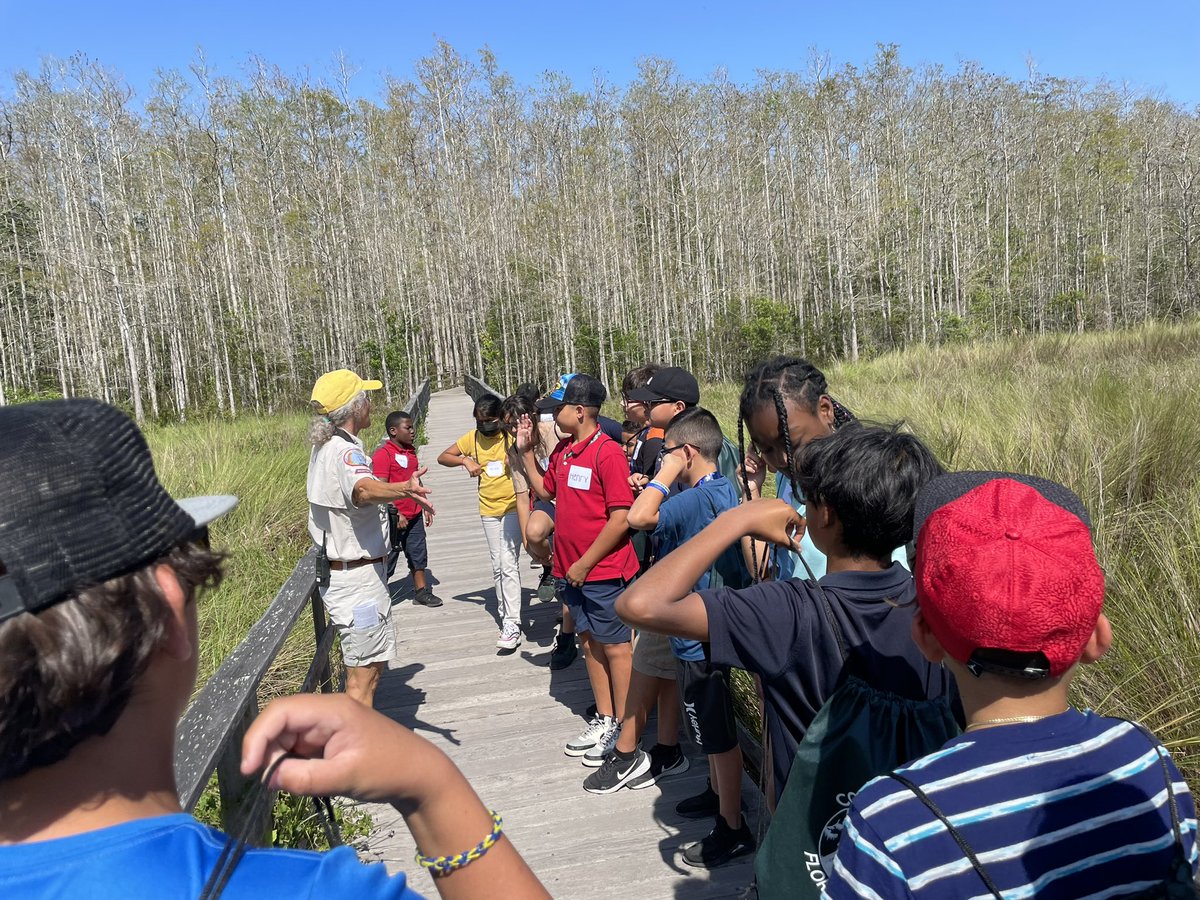 Miss Gates tweet media