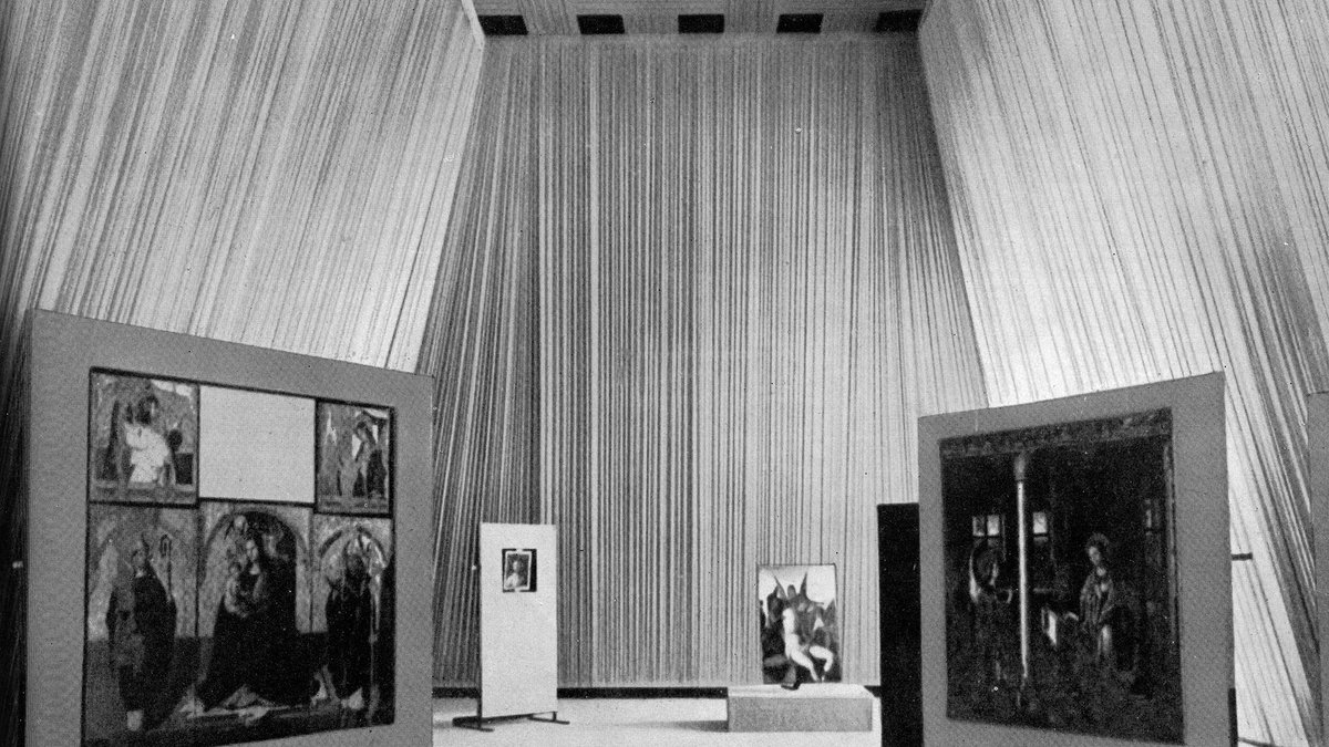 olivier_gabet's tweet photo. Inattendu - exposition Antonello da Messina - Carlo Scarpa, Messina, 1953 - la scénographie est un art
#carloscarpa #scarpa #scenography #miseenscene #exposition #exhibition #fab #antonellodamessina #messina #messine #1953 #architecture #interiorsesign https://t.co/UDps0bQiIR