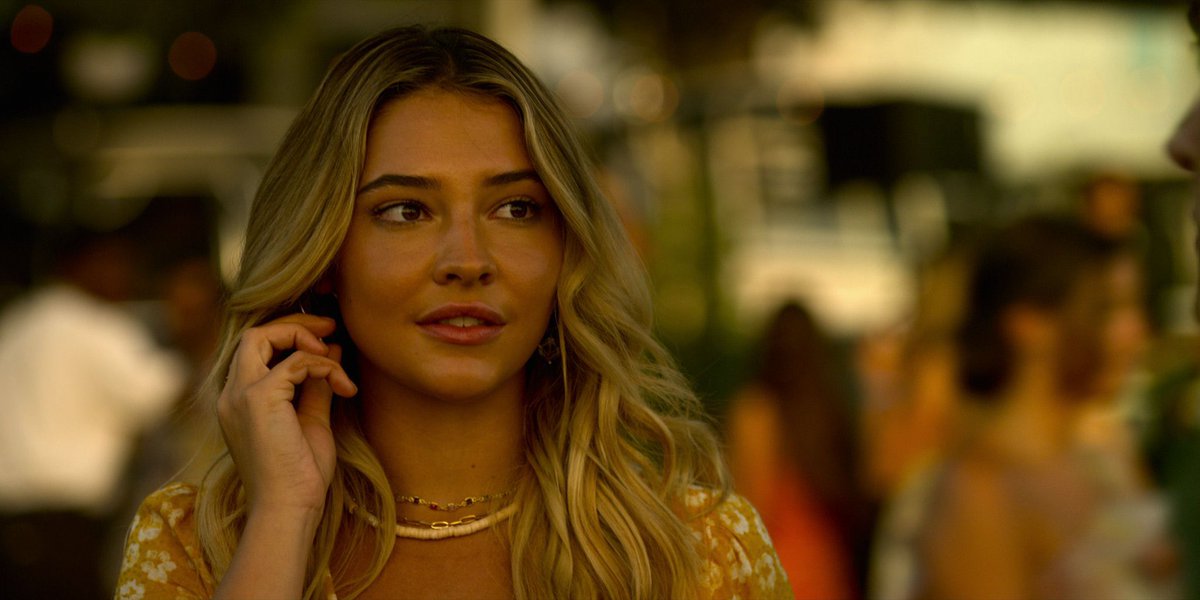 best of zendaya on Twitter "RT madelynfiles madelyn cline in ‘outer