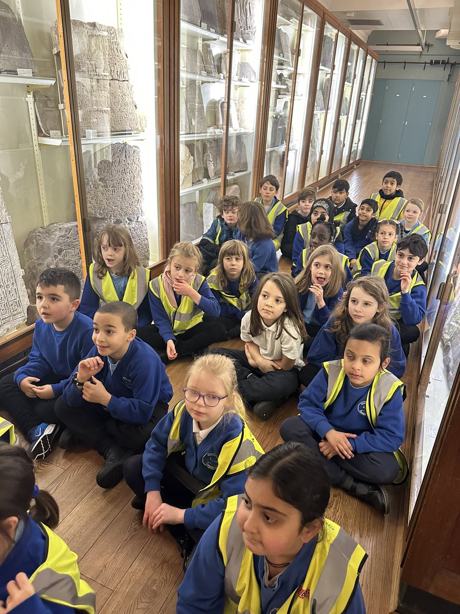 Miss Horrigan tweet media