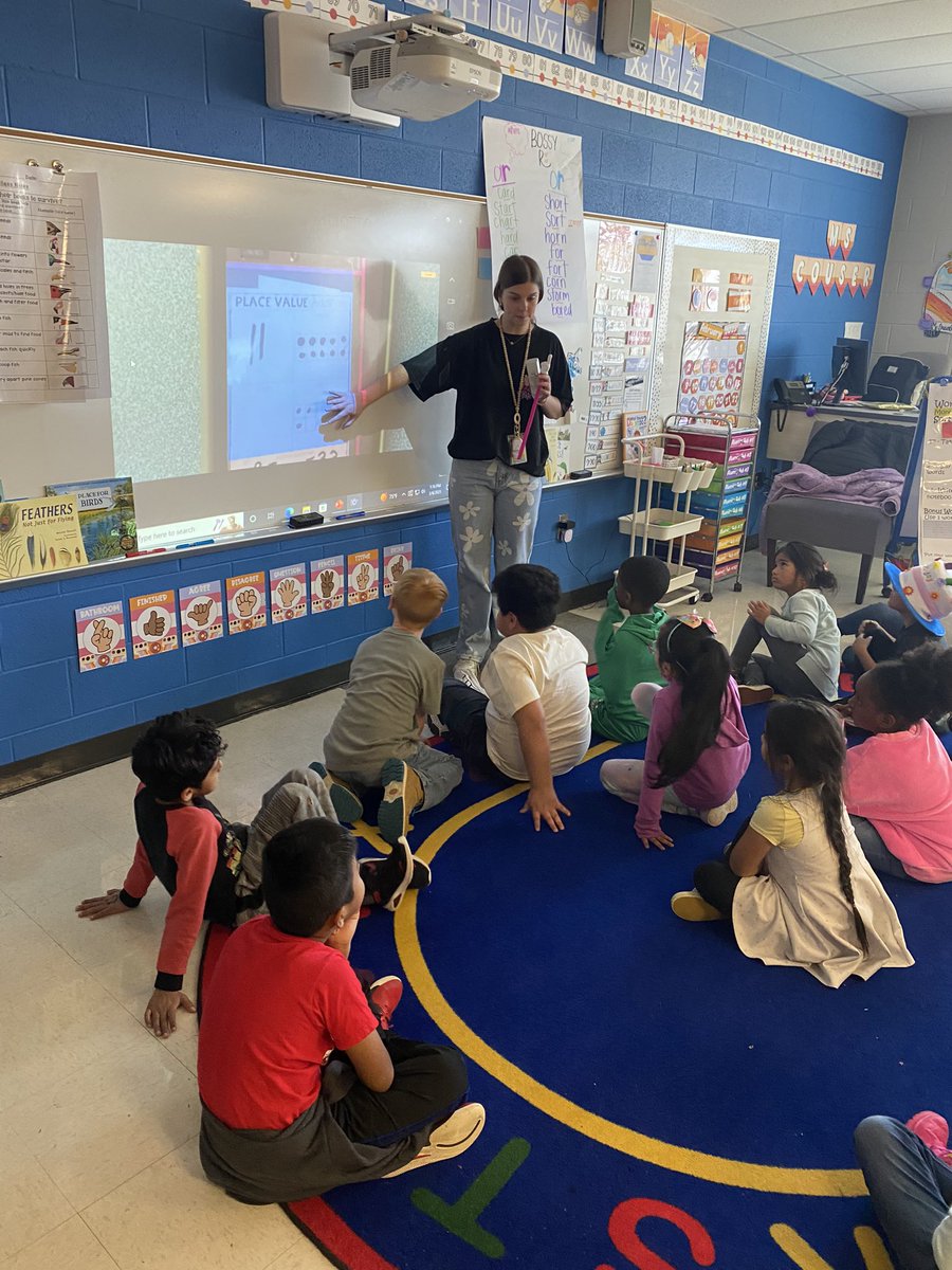 MrsElliott_JCE's tweet photo. Got to visit Ms. Couser’s 1st grade class!! They were working on adding a 2 digit and 1 digit number with regrouping. I am so very proud of all these different solution paths. These kiddos were even decomposing one addend to create a new ten! #JCEProud @JCElem_RCS https://t.co/r1sVuFy7qg