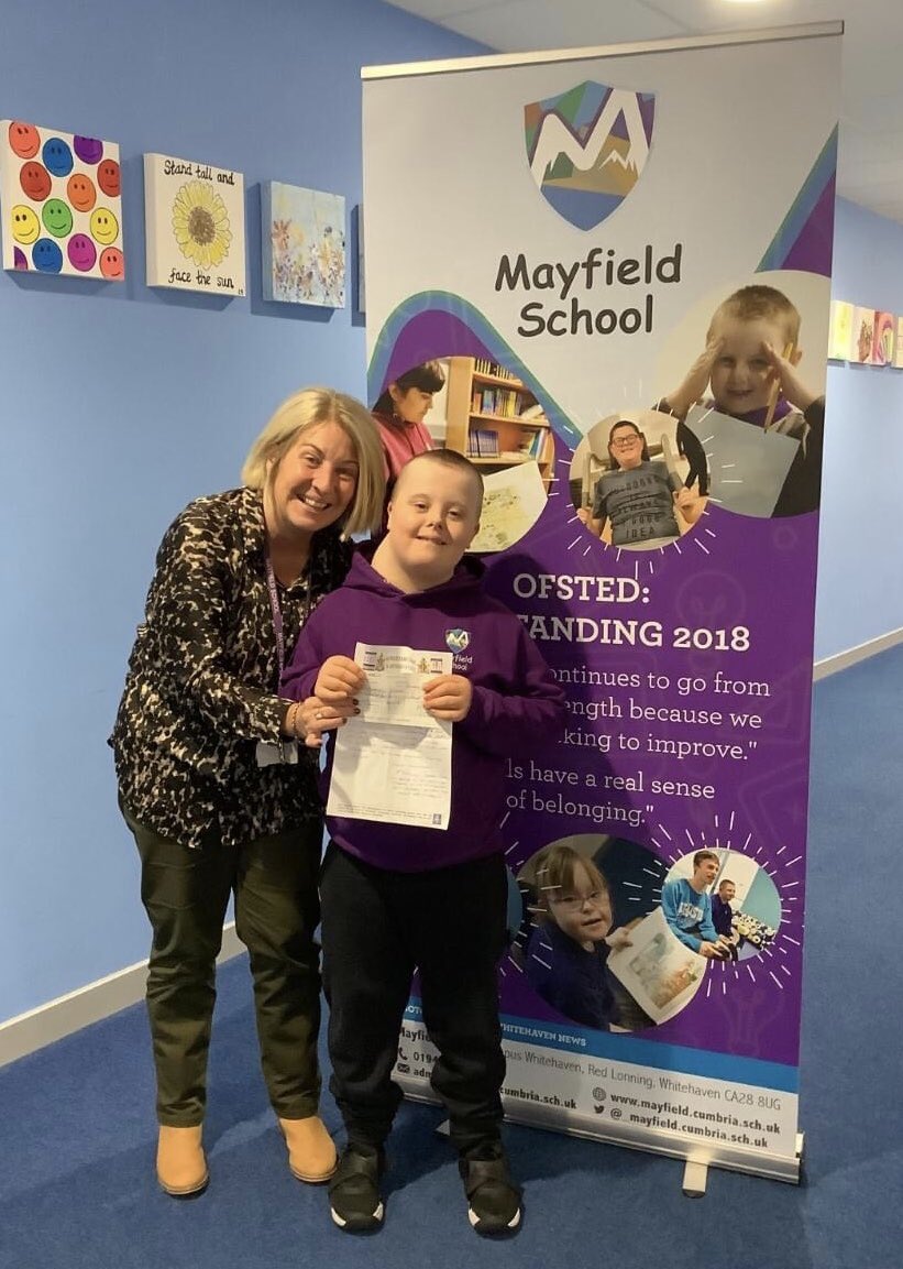 Luke presented Sam with a cheque for £326.16 this morning, donated by 1st Dearham company boys brigade and girls association.
Thank you to them for their fundraising 😁