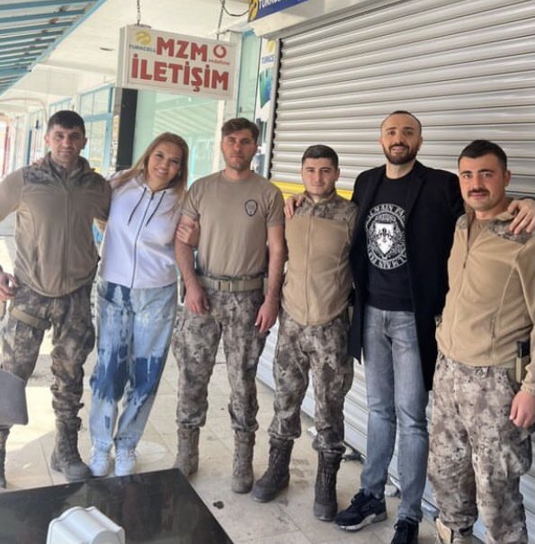 Sevgili <a href="/DemetAkalin/">Demet Akalin</a> bugün Hatay’daydı ❤️ 

Tüm sanatçılara çağrımızdır; deprem bölgelerindeki özellikle çocuklarımızın bir gülümsemesine vesile olmak için lütfen sık sık ziyaret edin 🙏🏼☺️ #Hatay #Kahramanmaraş #Adıyaman #Malatya