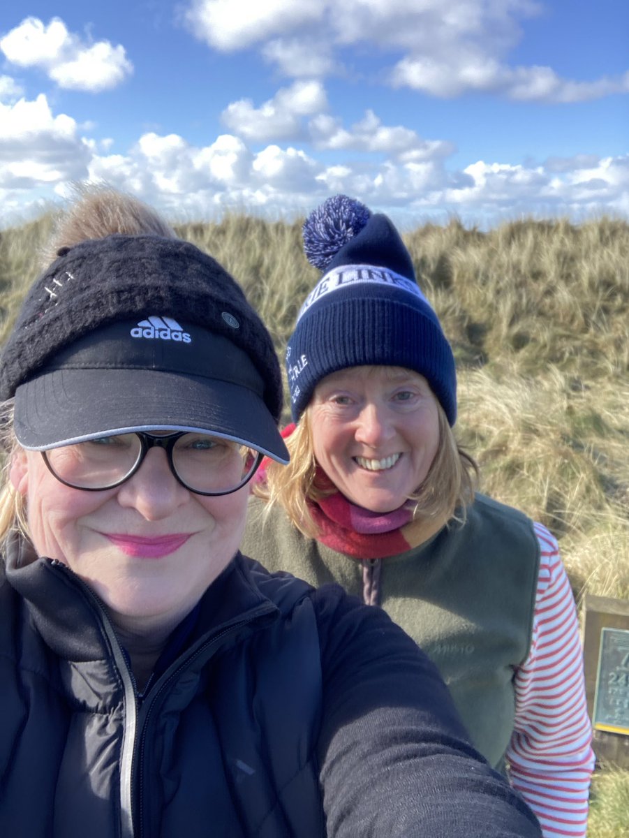 LORNAEDWARDS's tweet photo. What day for it #golf #machrie #islay #whiskyisle #winner again! https://t.co/ViydMAVOxF