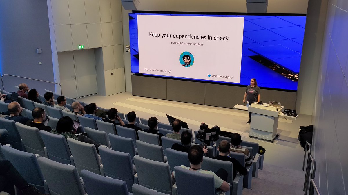 BrabantJug's tweet image. And we're off with our first speaker! @MaritvanDijk77 about keeping your dependencies in check.