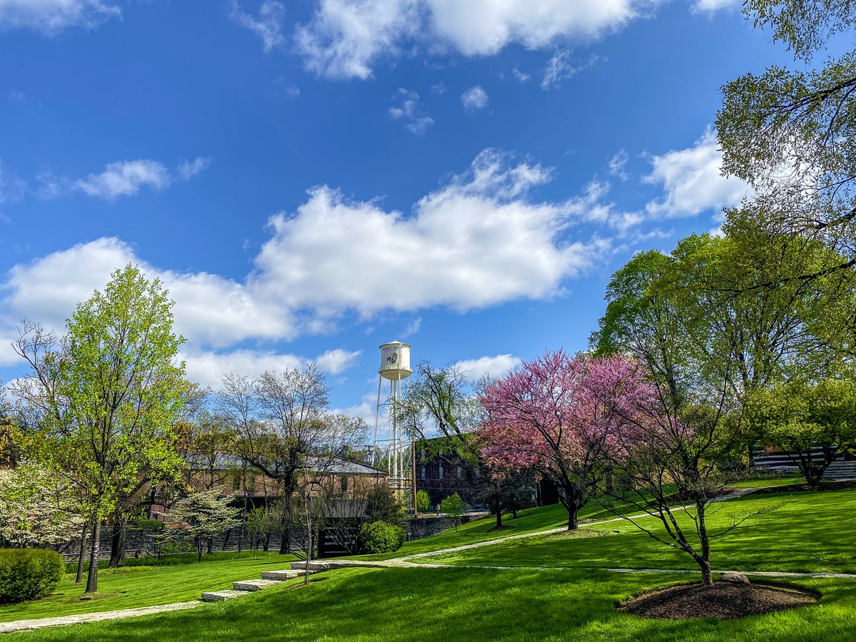 visitfrankfort's tweet photo. We can't wait for spring here in Frankfort 🌸🥃
#VisitFrankfort #BuffaloTraceDistillery #KYDistilled #KYBourbon #Spring #KYTourism #TeamKentucky https://t.co/rqQx5mW0PH