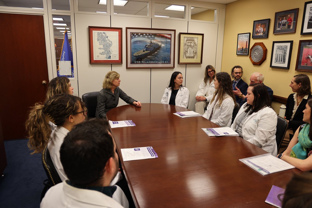 SenatorBaldwin's tweet photo. Great to have @ACOG in town to talk with Wisconsin doctors &amp; medical students about how we’re working to make health care more affordable &amp; accessible for Wisconsinites in need &amp; discuss how we must restore Wisconsinites’ right to reproductive health care services, like abortion. https://t.co/HcrbFkTZkd