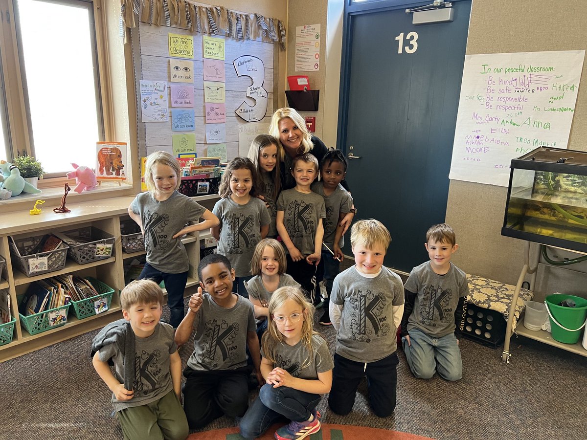 Cartycrew's tweet image. Twinning for Riley with some of my favorites!