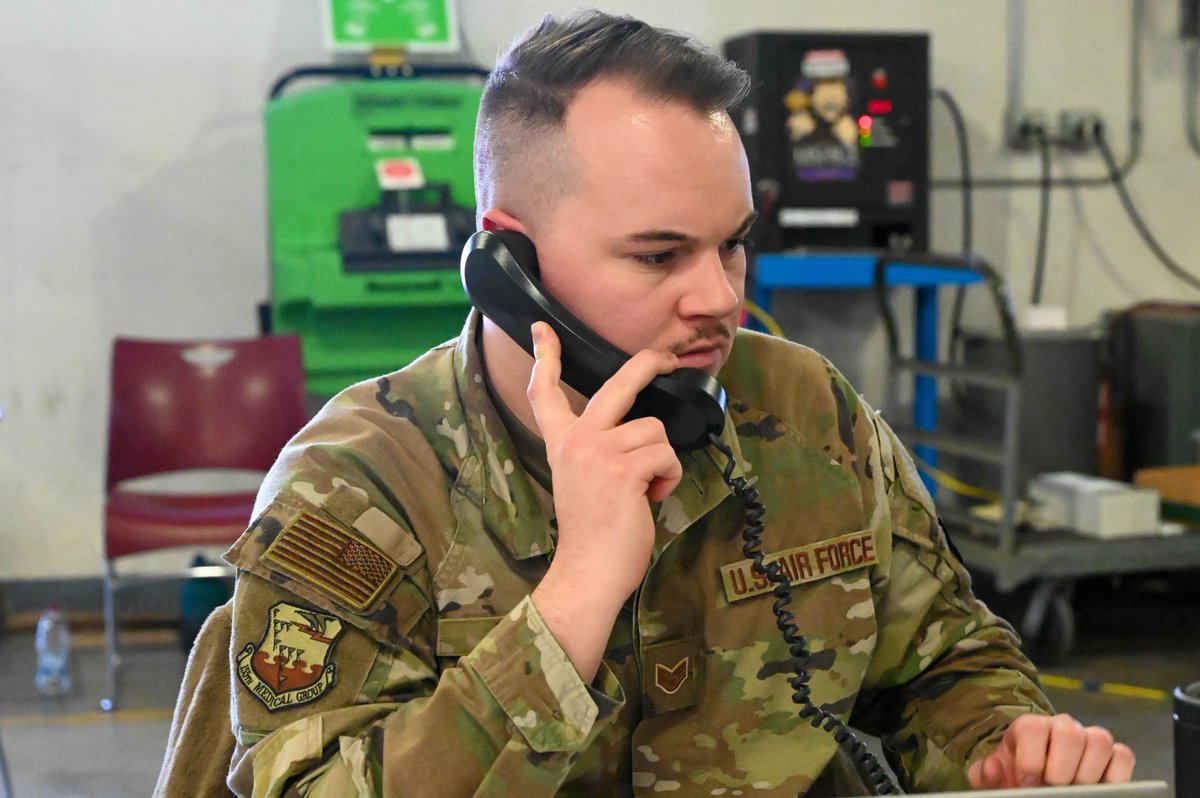155thARW's tweet photo. FORM A LINE!
Airmen checked cargo deployment function and processed through a pre-deployment function line during the nuclear readiness exercise.
#NEGuard | #Neang | #NORE | #AMC | #NationalGuard https://t.co/padvFG4JDQ