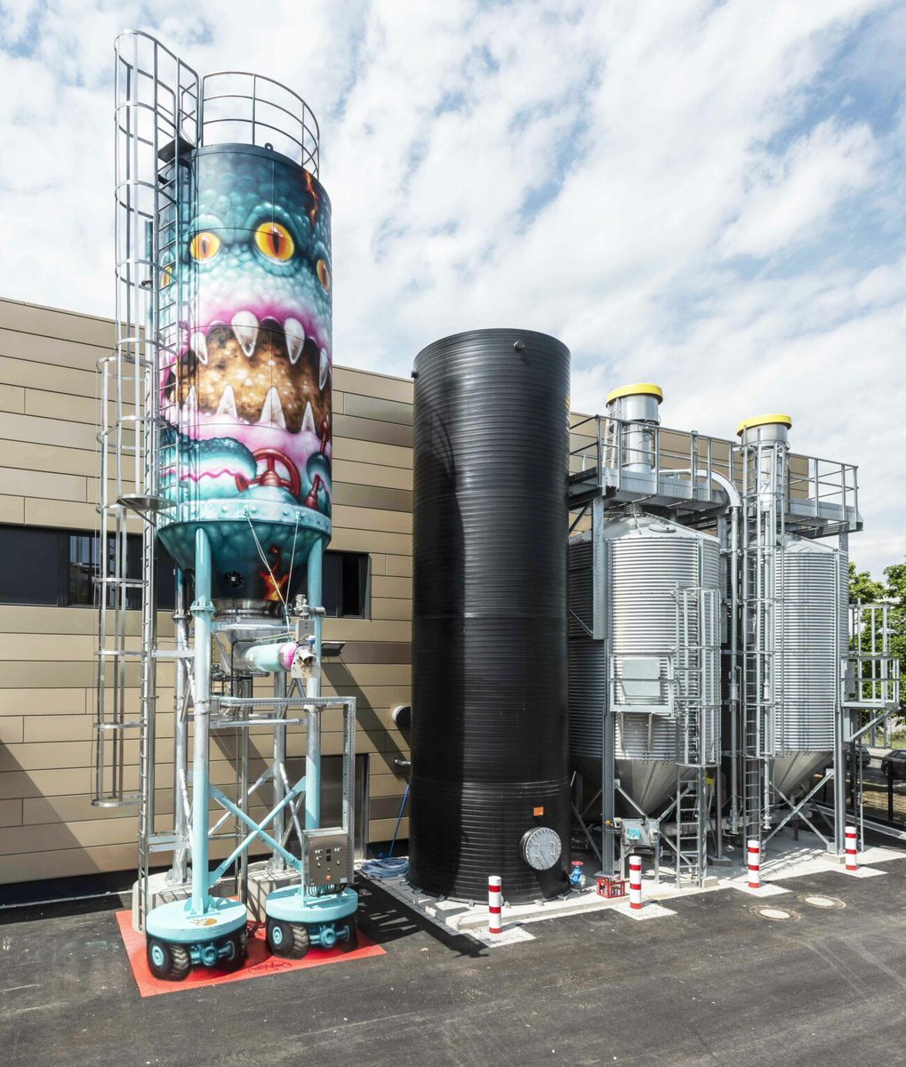 throwupkids's tweet photo. Beer-Silo, 2021, Won ABC https://t.co/zJtYblirWb