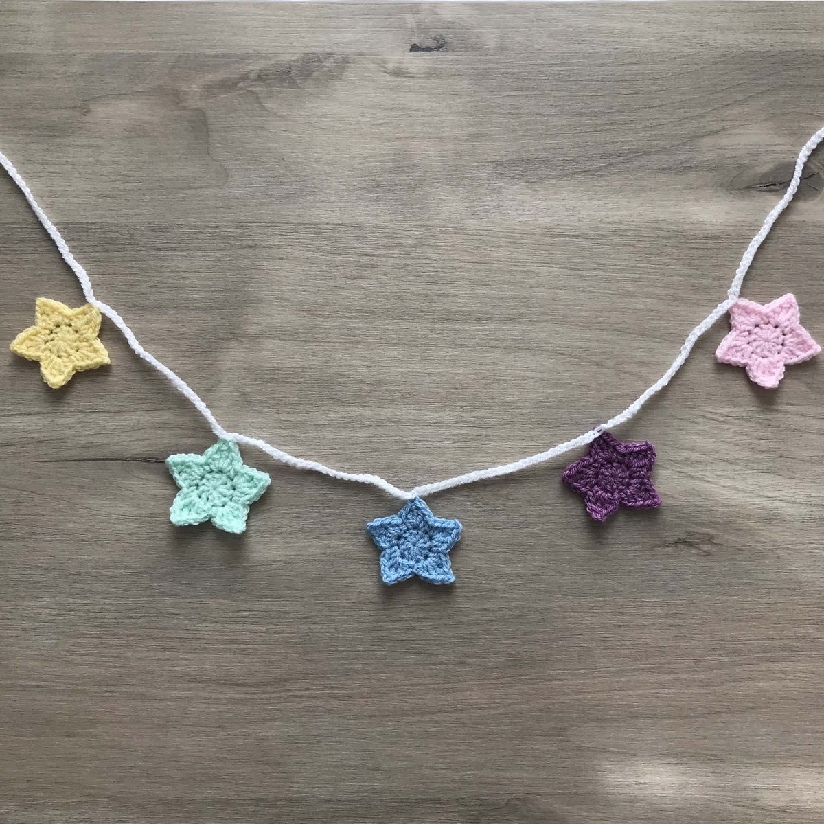 LJHJewellery's tweet image. Love the pastel colours of this star garland. 
#smallbusiness #pasteldecor #shopindie #crochet #shopsmall 

ljhjewellery.co.uk/product/pastel…