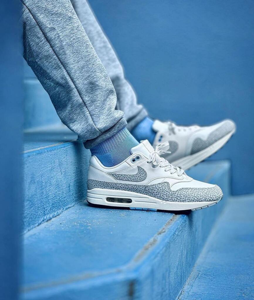 GetSwooshed tweet media