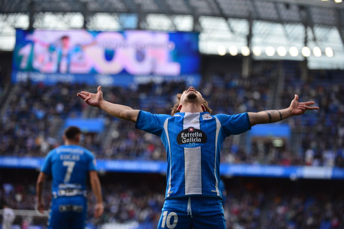 RCDeportivo's tweet photo. Ante estes números non hai palabras:

25.001 soci@s
6.539 entradas despachadas

Esgotadas Marathón Inferior, Preferencia Inferior, Pavillón Inferior e Área 1906

Esta é #ANosaForza 💙 #ONosoCompromiso https://t.co/KZnfFjAfLd