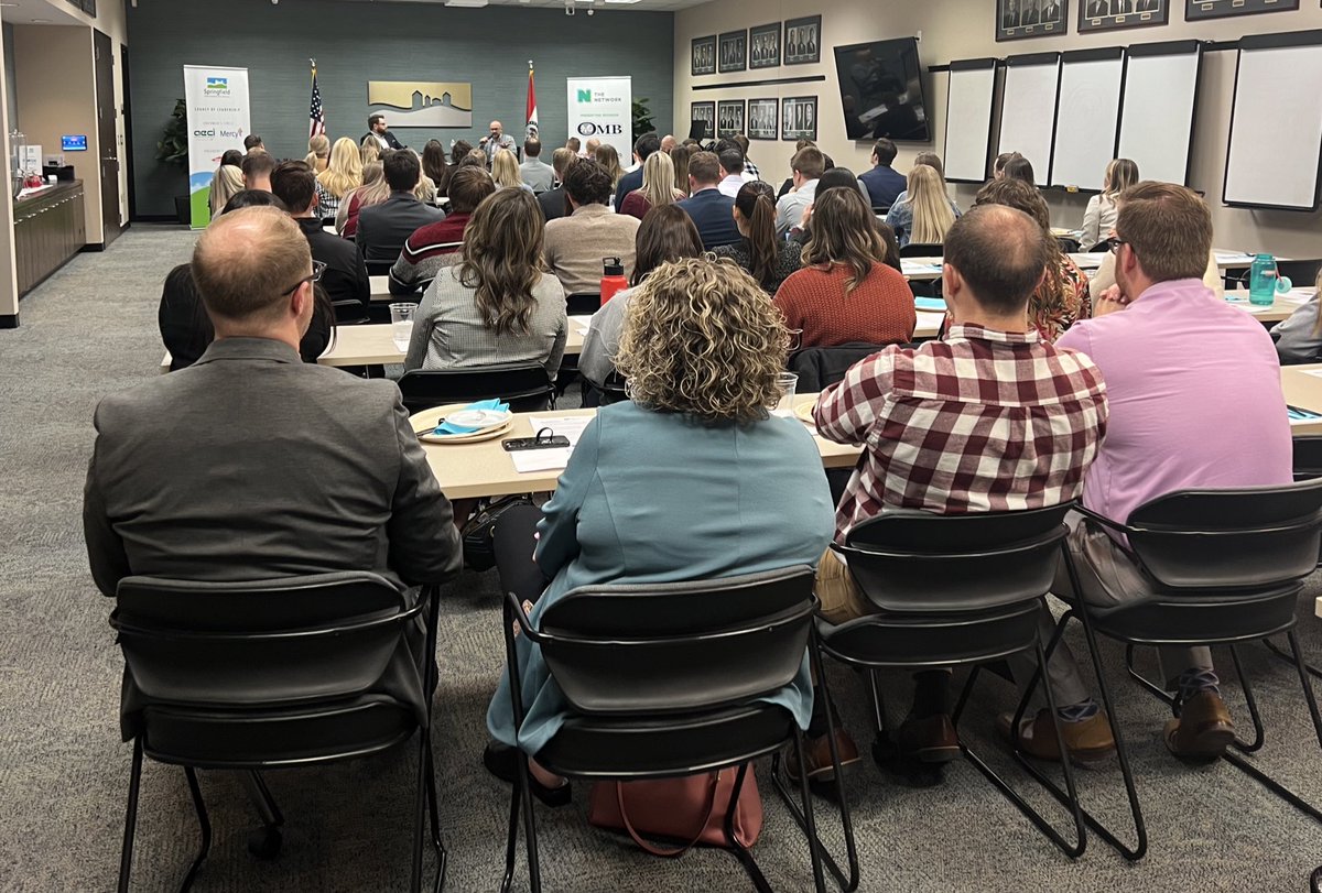 Packed house for <a href="/SGFTheNetwork/">The Network for Springfield's Young Professionals</a> CEO Series with Brad Erwin <a href="/ParagonArchMO/">Paragon Architecture</a> - talking about the impact of transformative projects and how the Chamber’s community leadership visit has inspired some of what we see happening here.