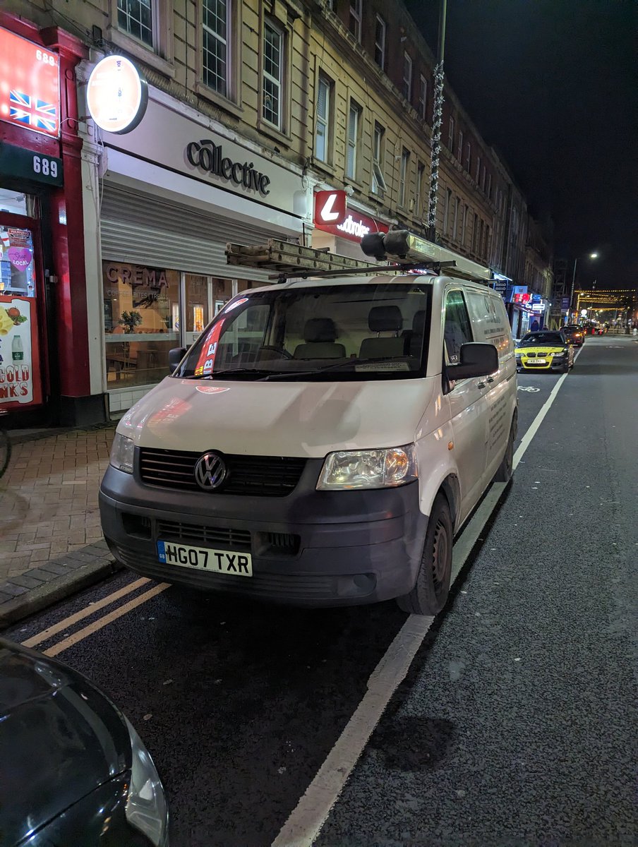 @activetraveleng @BCPCouncil Notice how Cllr Mike Green didn't show off the wonderful cycling infrastructure on Christchurch Road... #BCP #Parking #CycleLanes