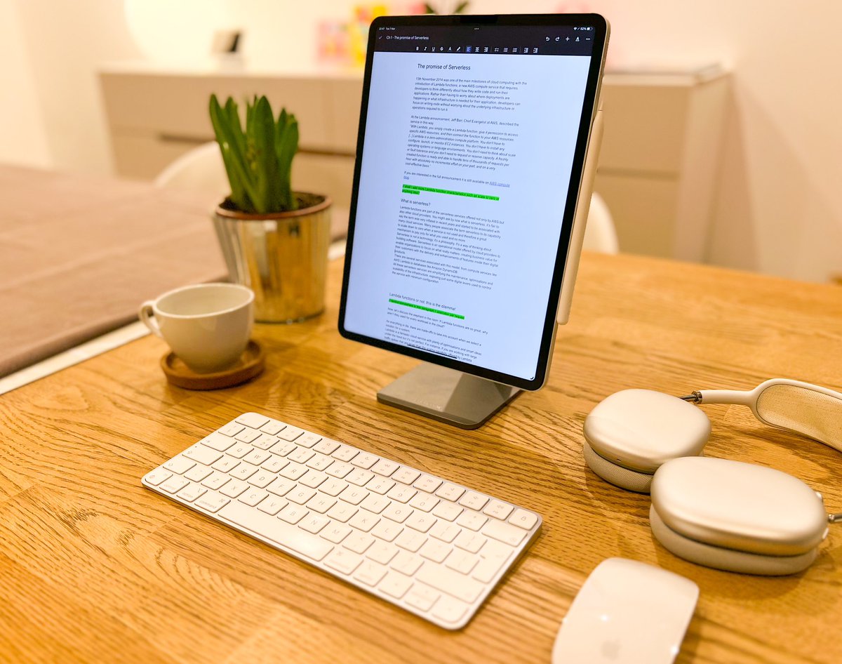 lucamezzalira's tweet image. Here I am again, writing in the evenings for my 3rd book.

It&apos;s just the beginning of a long journey, but this time I&apos;m in great company and this book, written with other 3 great minds, will be a big goal for this year 🎯

#aws #awslambda #serverlessapps #serverless #tech #cloud