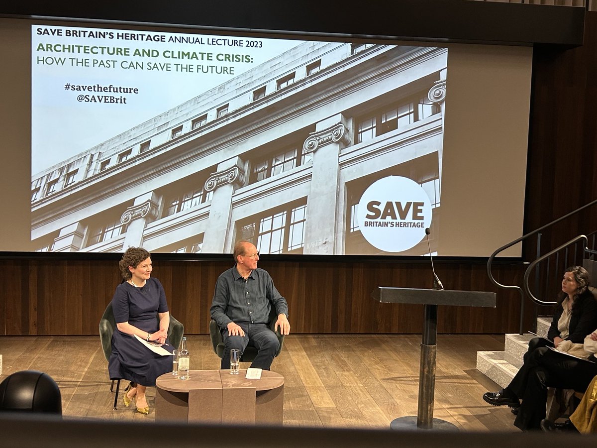 Good to see veteran #PaddingtonPole &amp; Cube campaigners out in force: ⁦<a href="/createstreets/">createstreets</a>⁩ ⁦<a href="/GriffRhysjones1/">Griff Rhys jones</a>⁩ ⁦<a href="/Henrietta_arch/">Henrietta Billings</a>⁩ ⁦<a href="/simonjenkins4/">Simon Jenkins</a>⁩ at the ⁦@SAVEBrit⁩ Annual Lecture on Architecture &amp; Climate Crisis.