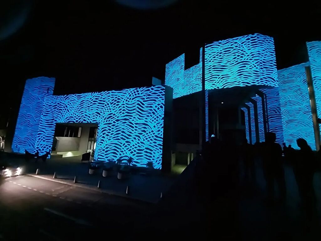 KateBunker10's tweet photo. @nationalgalleryaus 
#Enlighten 
#EnlightenCanberra 
#Djarraṯawun https://t.co/kOfEX939vX https://t.co/RXXWk3Z45O