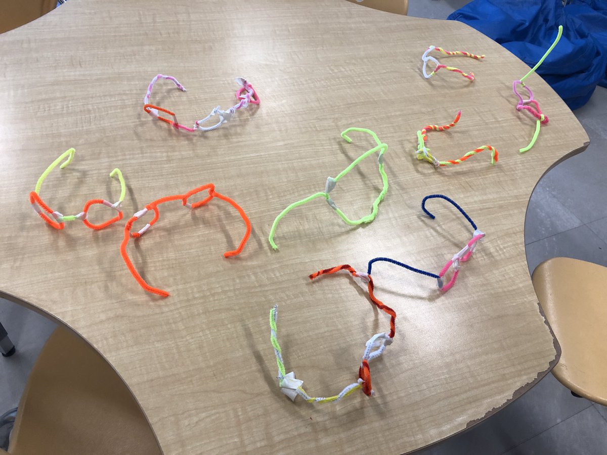 #WeekofJoy! After listening to “Barnaby Never Forgets”, students in class 1-1 worked diligently on making their own glasses with Superpowers! <a href="/DesmondHDSB/">Viola Desmond Public School</a>