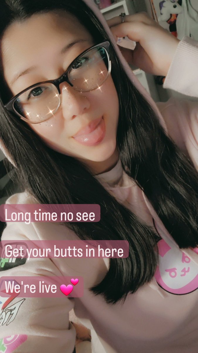 JoannaBui5's tweet photo. Long time no see everyone!

We're live playing #Overwatch2 

https://t.co/ZWGxFYpmO7 💕

#Tuesday #Twitch #twitchstreaming #twitchaffiliate #TwitchStreamers #smallstreamer #Overwatch #live #livestreaming https://t.co/agqJibvYh1