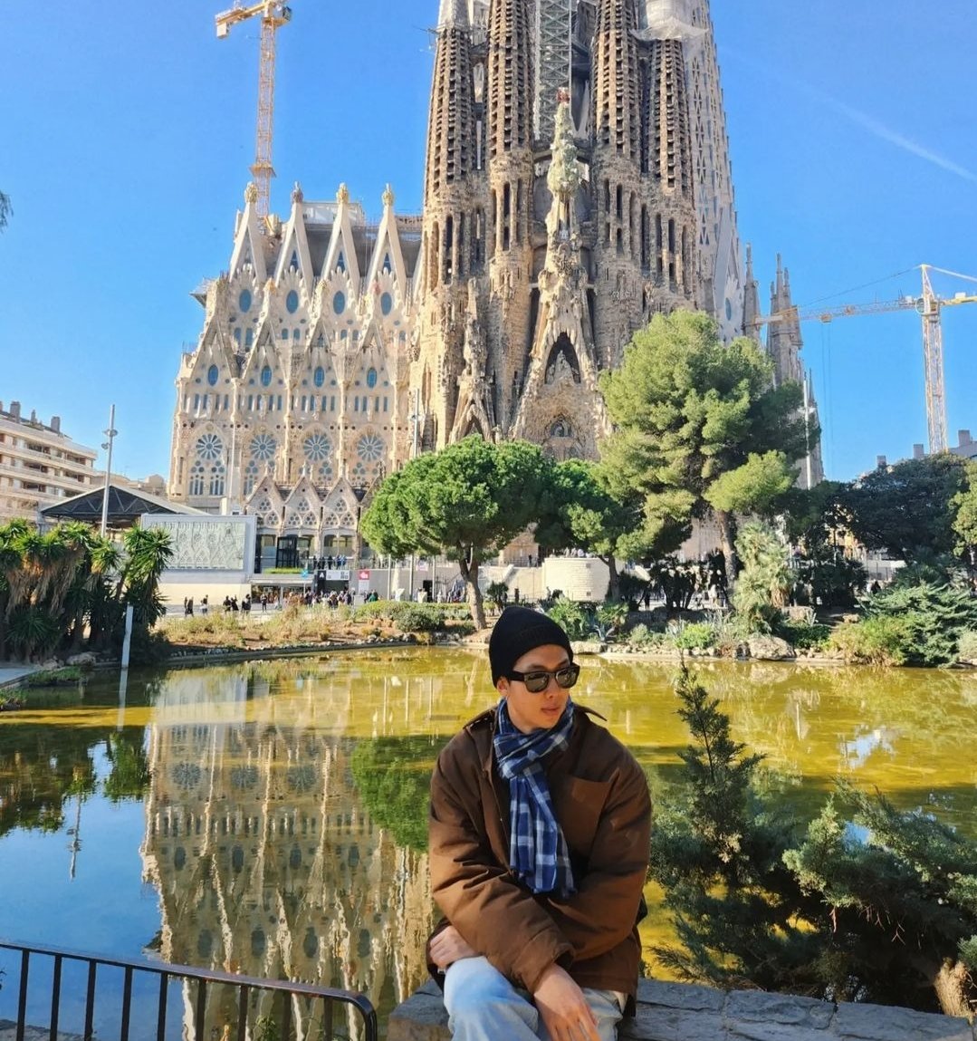Divine disability (Dd) (@mberduque72) on Twitter photo #rmbts #namjoon in Barcelona!! 💜😭😍Why didn't you tell me you were coming to my city 😭!!! #rmbts #namjoon in Barcelona!! 💜😭😍Why didn't you tell me you were coming to my city 😭!!!