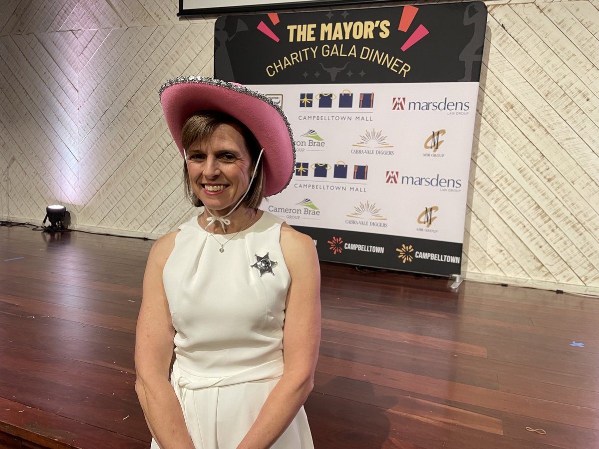 The Institute was proud to host a table at the inaugural @campbelltownnsw Mayor’s Charity Gala Dinner, raising vital funds for the Macarthur Cancer Therapy Centre, with our medical oncologist Annette Tognela delivering the main address for the evening. inghaminstitute.org.au/news_item/camp…