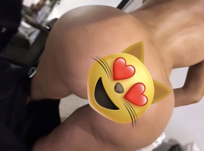 Want to see my perfect juicy ass - free link !!!  https://t.co/JnPesAdaky https://t.co/rbLdxeqX3W