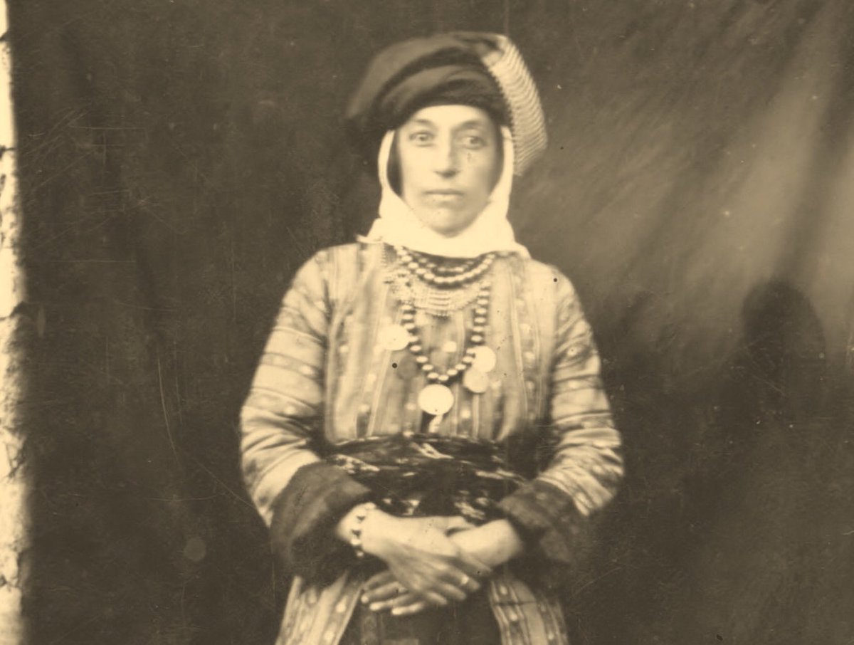 (8)HEŞTÉ EDARÊ CENÎYÊ KURDAN      ☀️ BIMBAREK BO! ☀️ 

☀️💧Heqê cenîyan îhlal mekên!

JIN-CENÎ 🌸YEW CENÎYA KURD