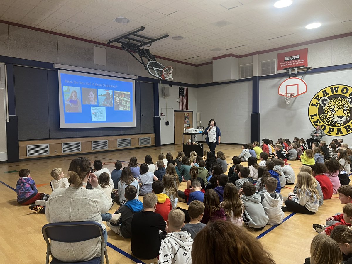 We LOVED having author Niki Lenz at LES today!
