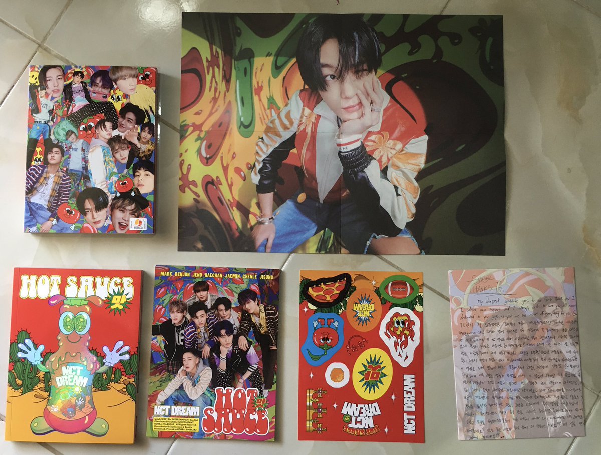 willyslouu's tweet photo. wts // want to sell

 dream hot sauce crazy ver

• album only (photobook + cd) 50k
• album (photobook + cd +sticker + thanks to + folded poster jeno + postcard book) 80k

📍loc: tanggerang selatan
{tanya? DM!!} https://t.co/s1kJQMJLQ9
