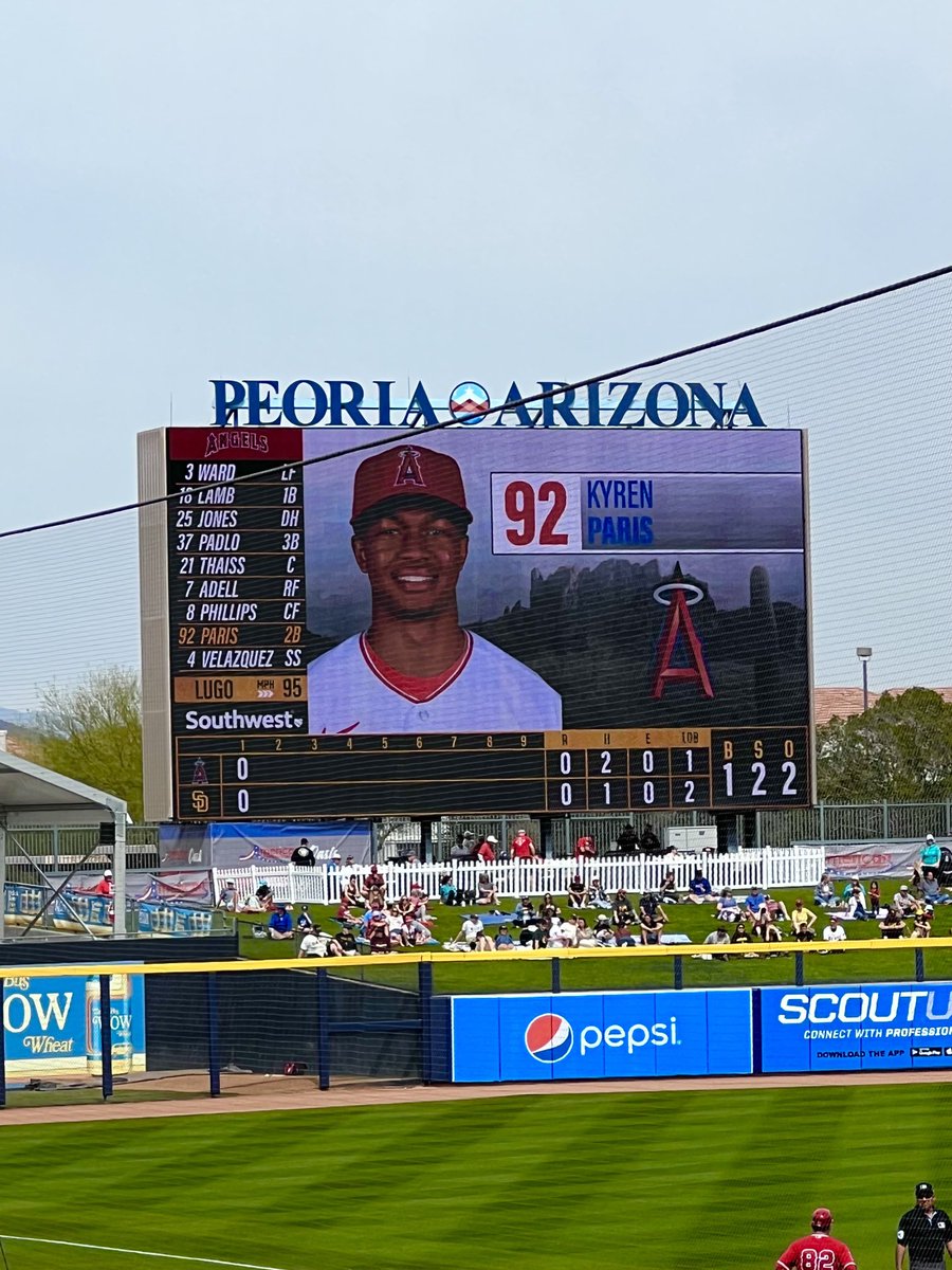 Mr.Paris.55th tweet media